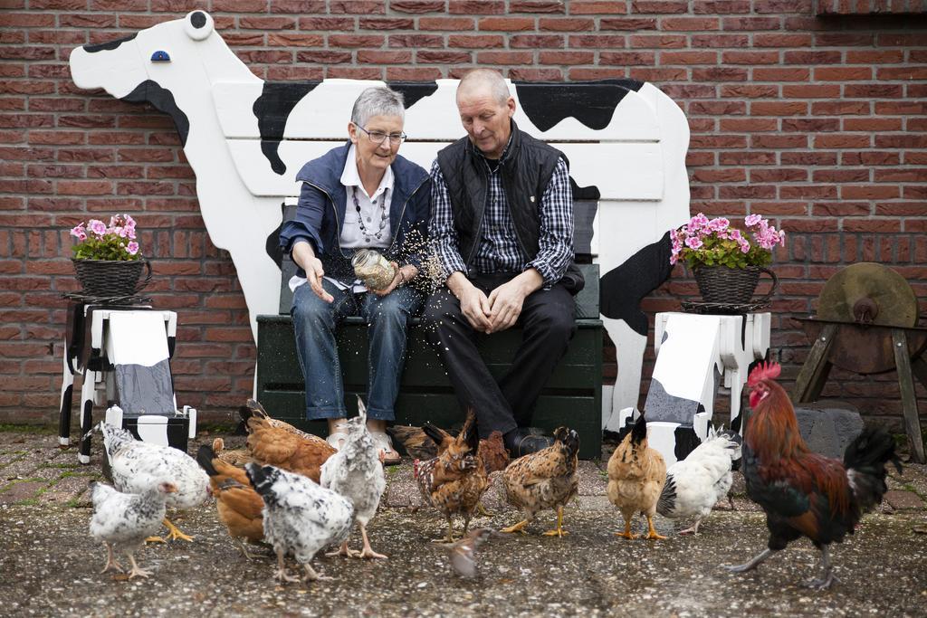 Farm Overleekerhoeve Monnickendam Exterior foto